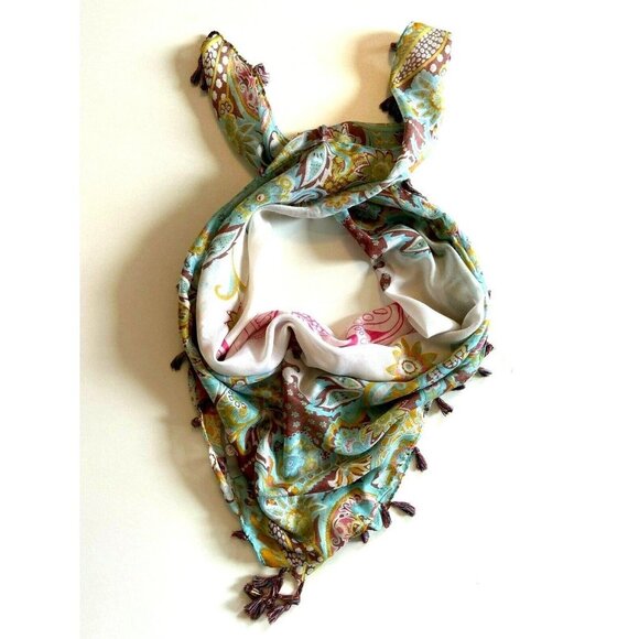 One Size Floral Print Women Squared Scarf - Picture 2 of 4